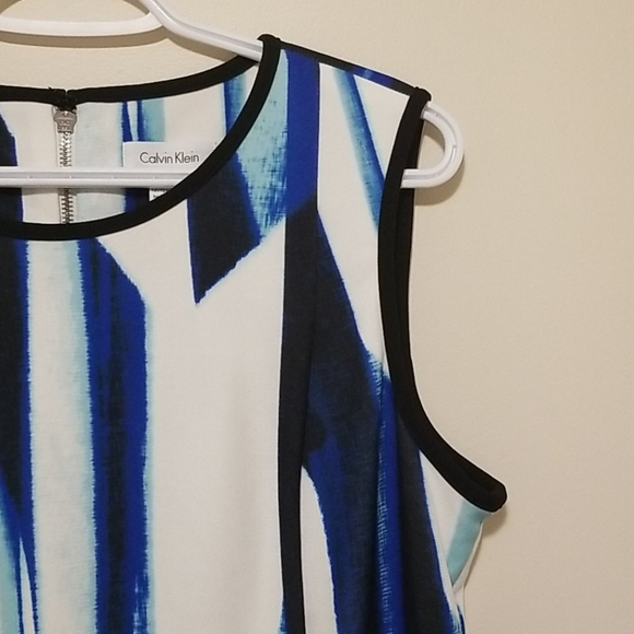 Calvin Klein sleeveless knee-length sheath dress - Picture 2 of 5